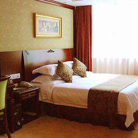 Vienna Hotel Shenzhen Train Station Branch 外观 照片